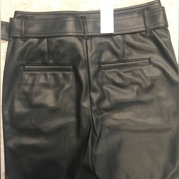 NWT. ANN TAYLOR faux leather Belted Slim Taper Pants trouser, Black, size 2 - Picture 4 of 9